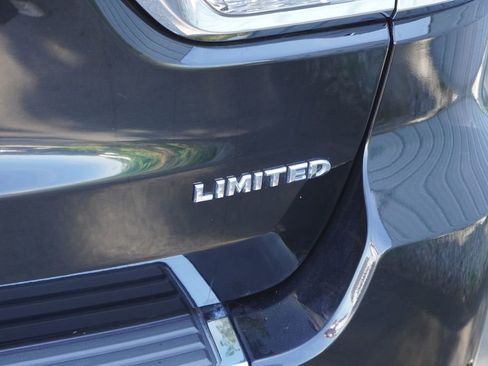 Used 2021 Jeep Grand Cherokee Limited AWD/4WD image 8