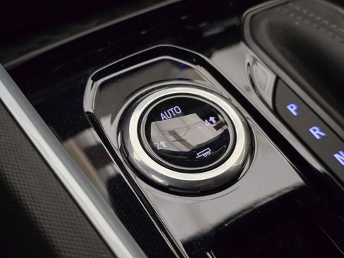 New 2025 Chevrolet Colorado W/T w/ WT Custom Package image 19