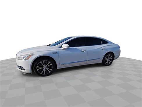 Certified 2017 Buick LaCrosse Premium w/ Driver Confidence Package #2 image 4