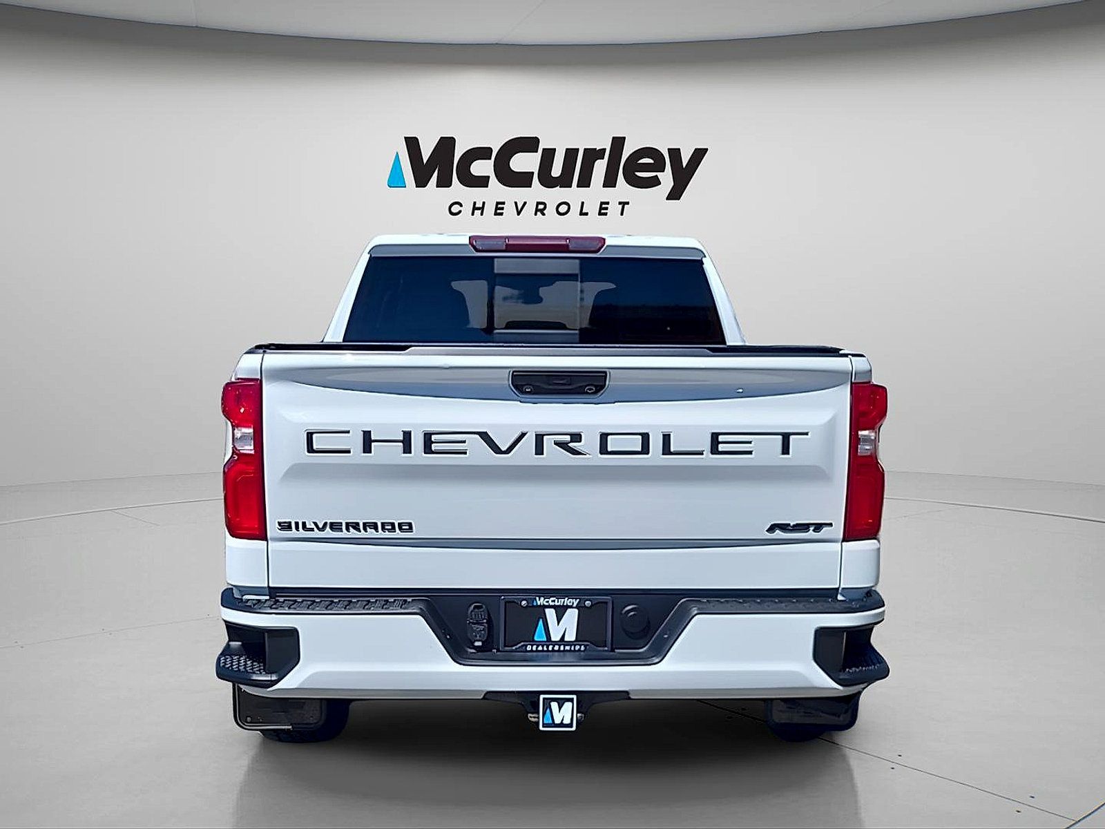 Used 2023 Chevrolet Silverado 1500 RST w/ Convenience Package II AWD/4WD image 6