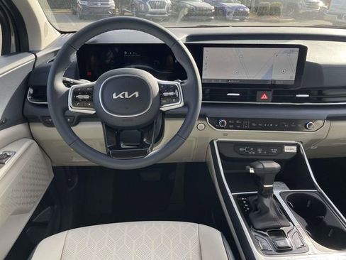 New 2026 Kia Carnival EX image 2