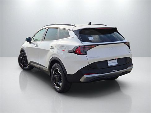 New 2026 Kia Sportage EX image 8