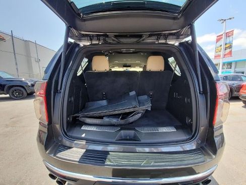 Used 2021 Chevrolet Tahoe Premier AWD/4WD image 25