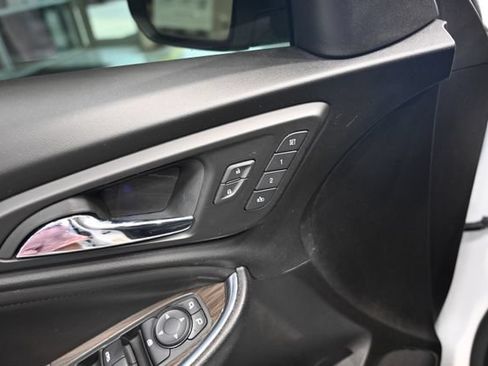Used 2024 Chevrolet Malibu LT FWD image 25