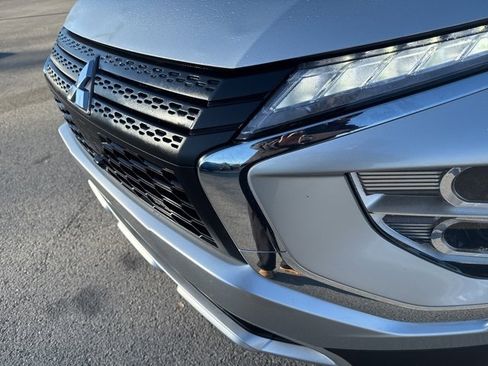 Used 2024 Mitsubishi Eclipse Cross SE image 10
