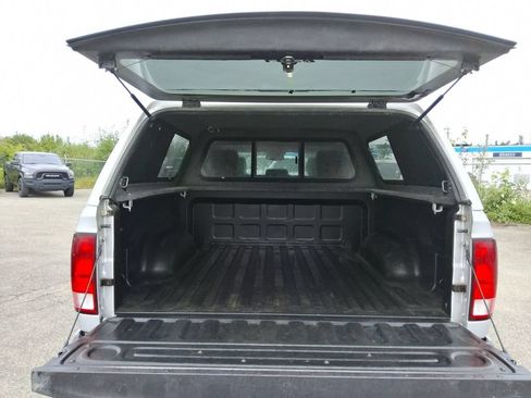 Used 2017 RAM 1500 Big Horn AWD/4WD image 11