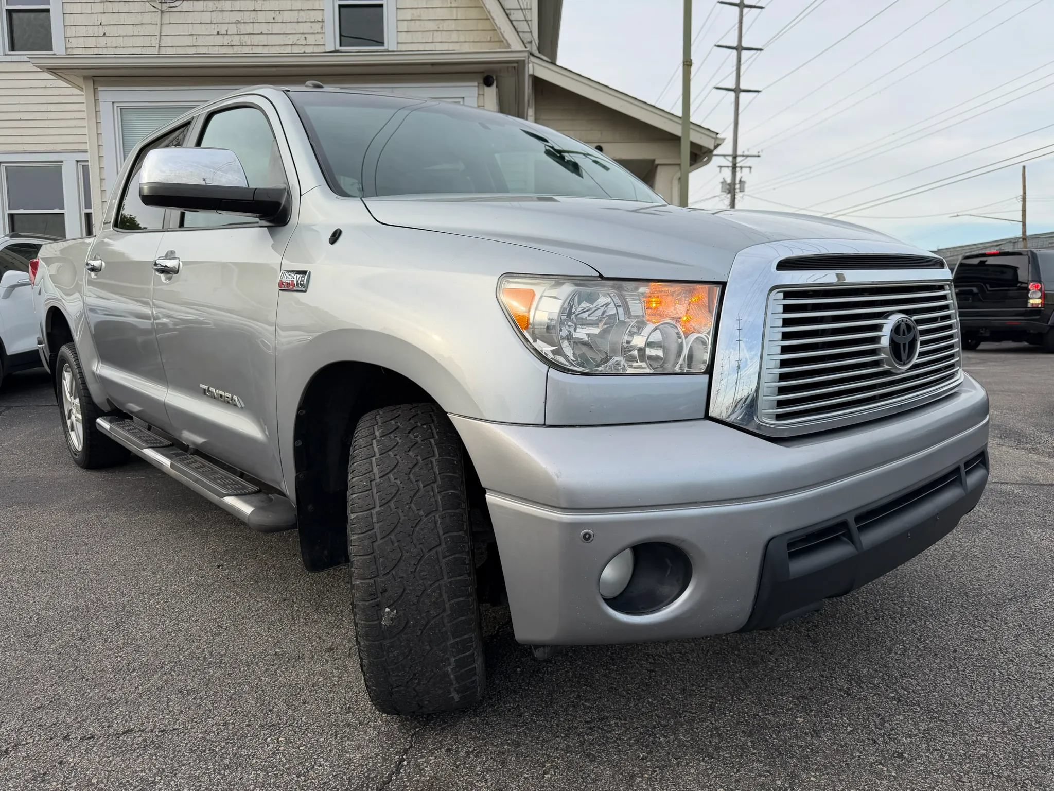 Used 2010 Toyota Tundra Limited RWD image 11