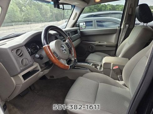 Used 2007 Jeep Commander Sport w/ Sun/Sound Group RWD image 8