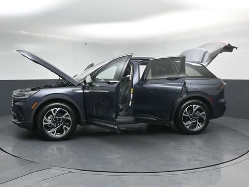 Used 2024 Lincoln Nautilus Premier w/ Equipment Group 102A image 58