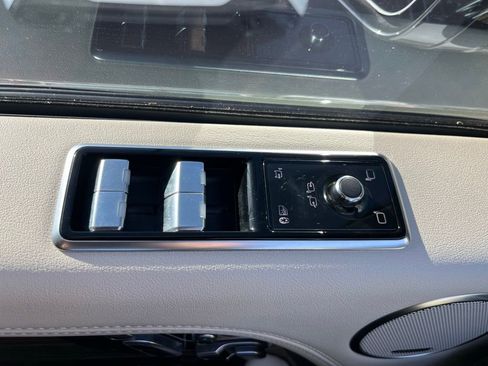 Used 2019 Land Rover Range Rover Long Wheelbase Supercharged AWD/4WD image 15