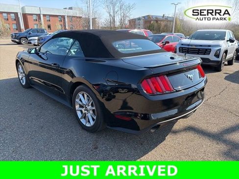 Used 2016 Ford Mustang Premium image 4