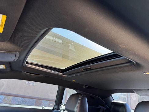 Used 2014 Dodge Challenger SRT8 Core w/ Satin Vapor Edition image 17