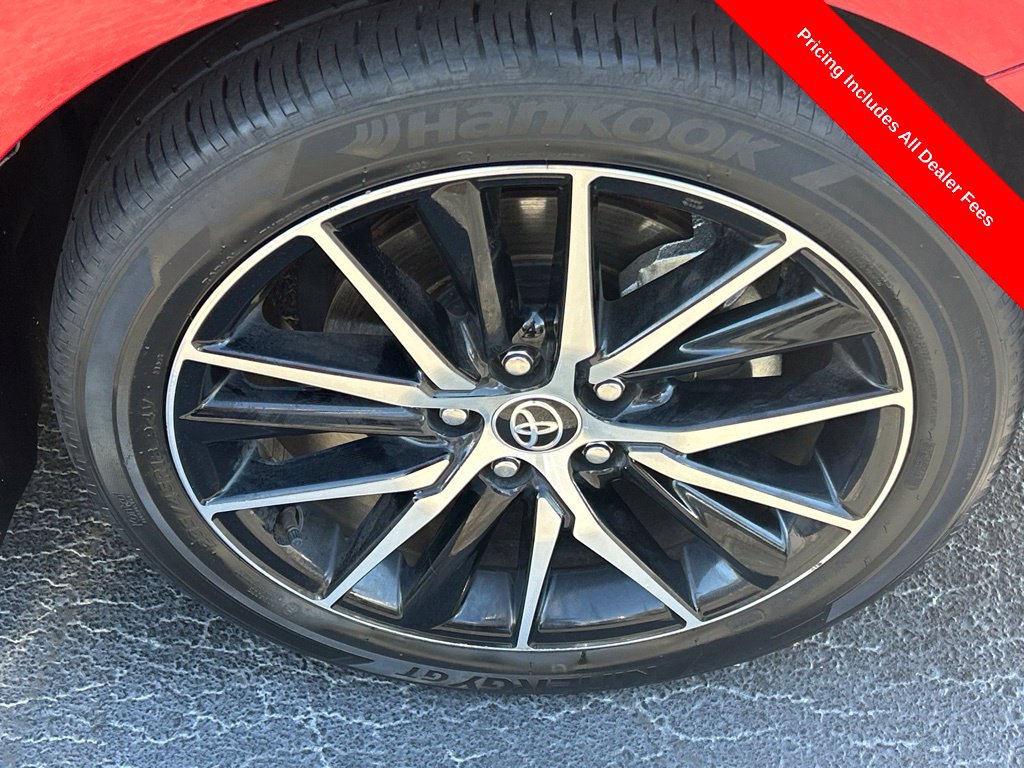 Used 2021 Toyota Camry SE w/ Convenience Package FWD image 23