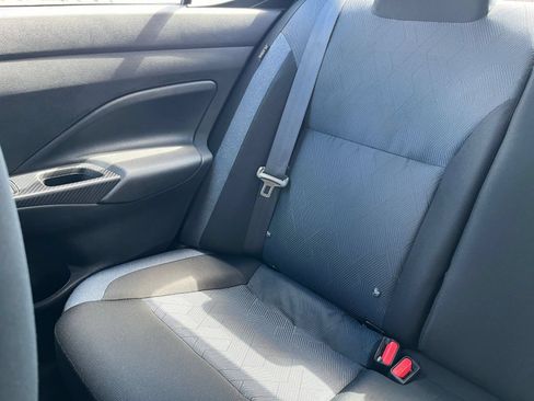 Used 2025 Nissan Versa SV FWD image 44