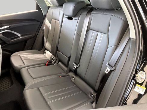 Used 2025 Audi Q5 Premium w/ Convenience Package AWD/4WD image 20