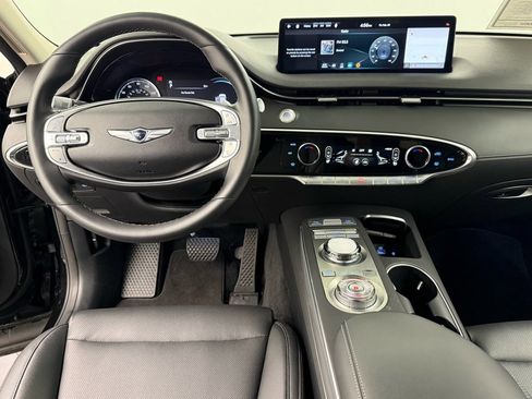 Used 2025 Genesis GV70 2.5T w/ Select Package image 32