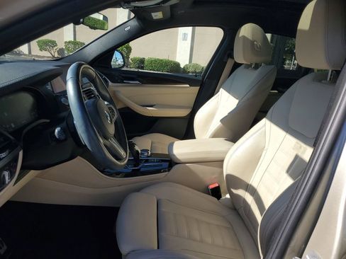 Used 2020 BMW X4 M40i w/ Premium Package image 27