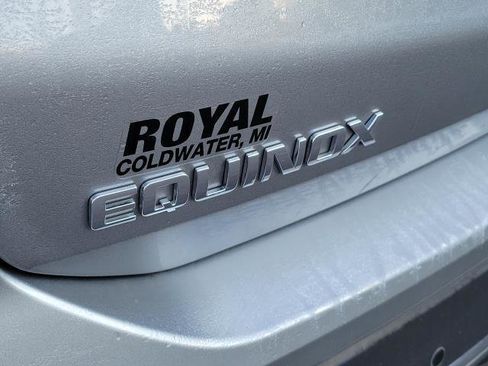 Used 2024 Chevrolet Equinox LT w/ LPO, Floor Liner Package image 6