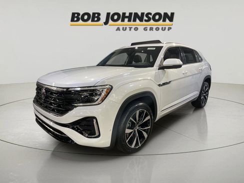 New 2026 Volkswagen Atlas Cross Sport SEL Premium R-Line AWD/4WD image 4
