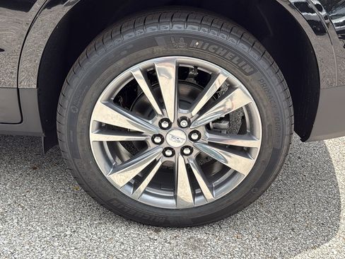 New 2026 Cadillac XT5 Premium Luxury w/ LPO, Floor Liner Package AWD/4WD image 34