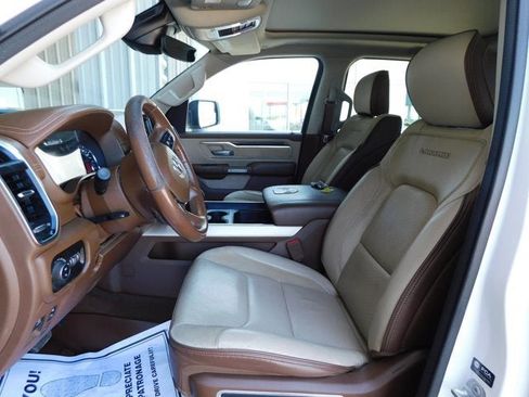 Used 2022 RAM 1500 Laramie w/ Laramie Southwest Edition image 10