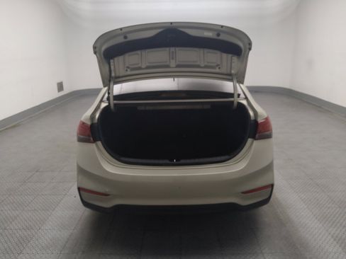 Used 2019 Hyundai Accent SE FWD image 29