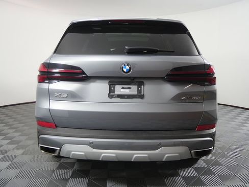 Used 2025 BMW X5 xDrive40i image 4