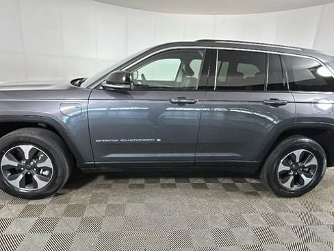 Used 2022 Jeep Grand Cherokee Limited 4xe AWD/4WD image 6