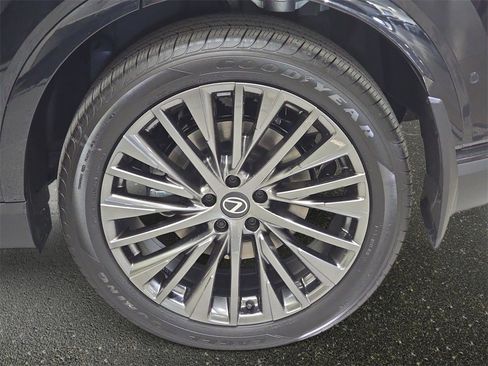 New 2026 Lexus RX 350 image 33
