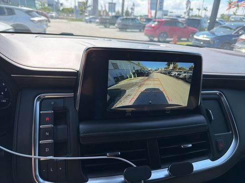 Used 2022 Chevrolet Tahoe LT RWD image 7