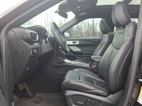 Certified 2023 Ford Explorer ST w/ Equipment Group 401A image 17