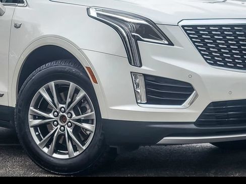Certified 2023 Cadillac XT5 Premium Luxury AWD/4WD image 4