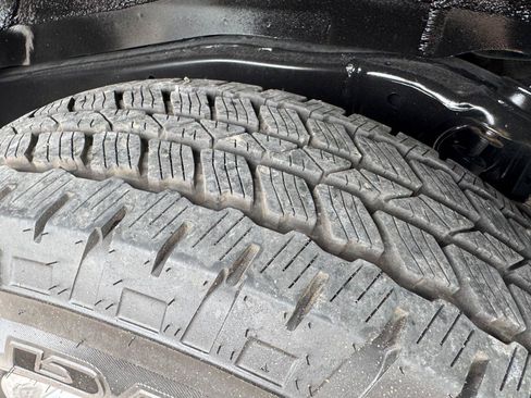 Used 2013 Toyota 4Runner SR5 RWD image 13