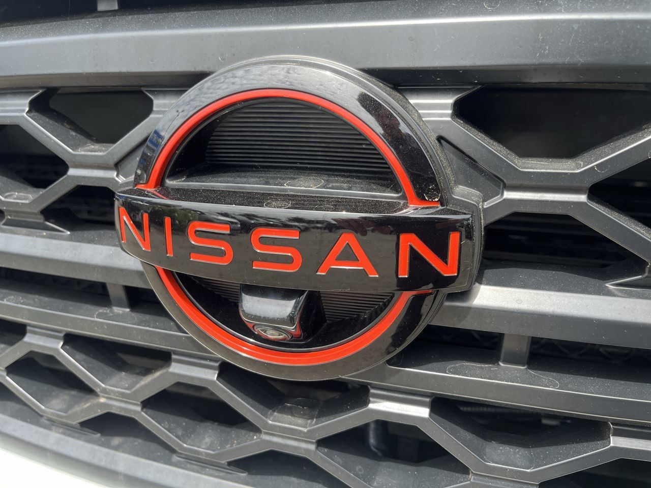 Used 2024 Nissan Frontier PRO-4X w/ Pro Premium Package AWD/4WD image 29