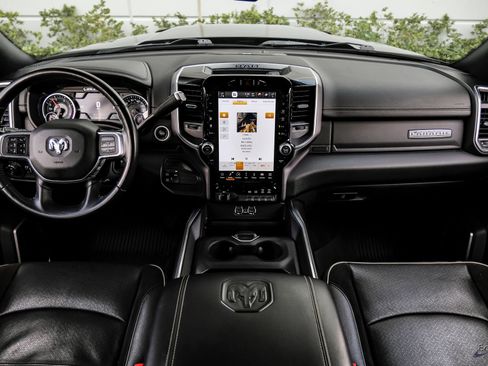 Used 2022 RAM 3500 Laramie w/ Night Edition image 37