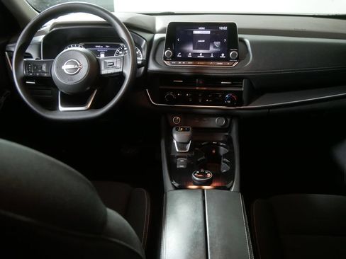 Used 2023 Nissan Rogue S AWD/4WD image 17