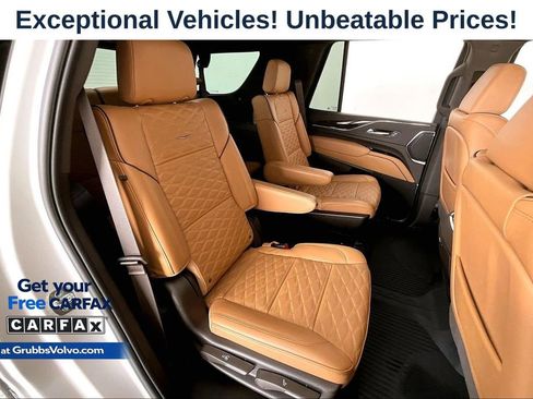 Used 2024 Cadillac Escalade Sport w/ Touring Package AWD/4WD image 36