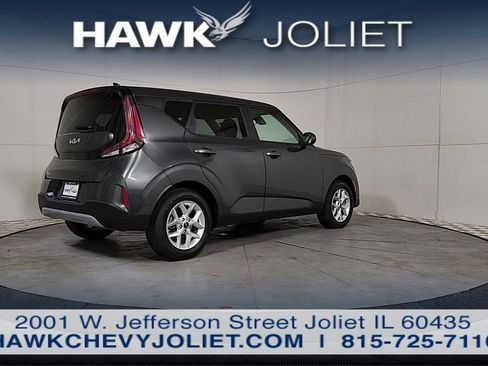 Used 2025 Kia Soul LX w/ LX Technology Package FWD image 7