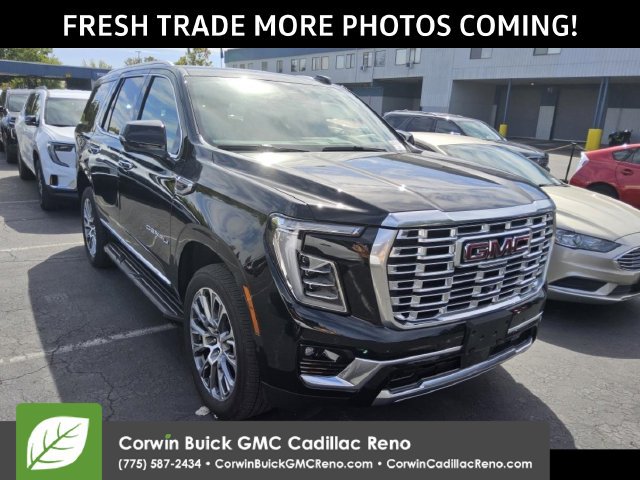 Used 2025 GMC Yukon Denali AWD/4WD image 2