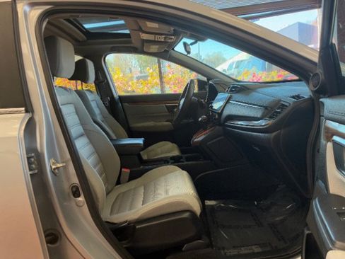 Used 2019 Honda CR-V EX image 29