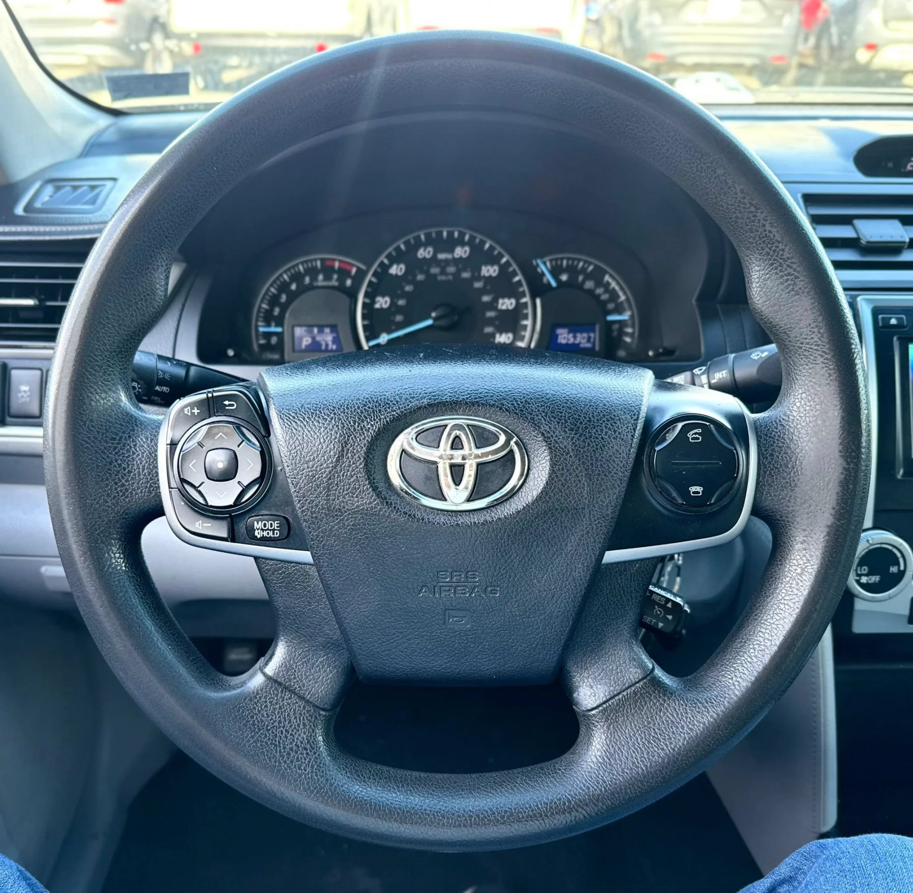 Used 2014 Toyota Camry LE FWD image 13