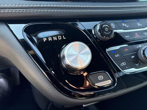 New 2026 Chrysler Pacifica Select image 27