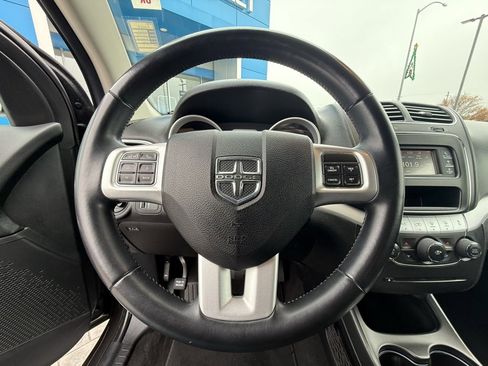Used 2018 Dodge Journey SE w/ Popular Equipment Group image 13