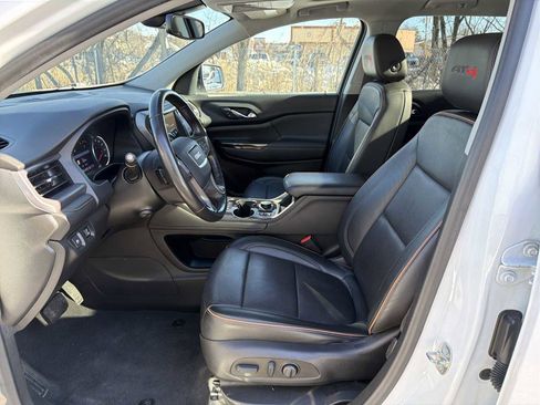 Used 2022 GMC Acadia AT4 w/ Preferred Package image 11