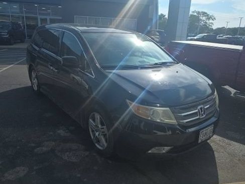 Used 2012 Honda Odyssey Touring image 1