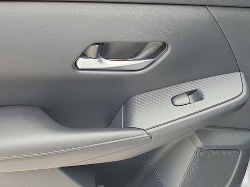 Certified 2021 Nissan Sentra S image 13