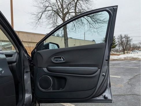 Used 2020 Honda HR-V EX image 13