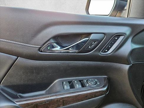 Used 2020 GMC Acadia Denali image 10