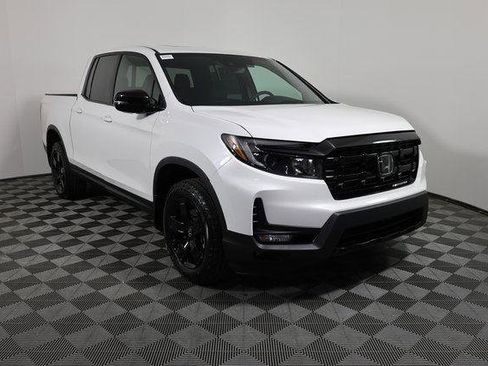New 2026 Honda Ridgeline Black Edition image 3