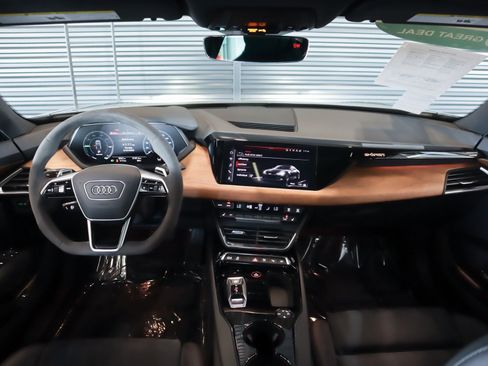 Used 2023 Audi e-tron GT Prestige w/ Prestige Package AWD/4WD image 8